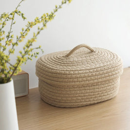Handwoven Desktop Storage Basket with Lid — Multifunctional Organizer for Cosmetics & Sundries