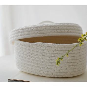 Handwoven Desktop Storage Basket with Lid — Multifunctional Organizer for Cosmetics & Sundries