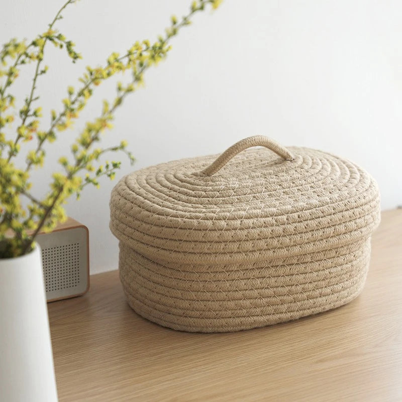 Handwoven Desktop Storage Basket with Lid — Multifunctional Organizer for Cosmetics & Sundries